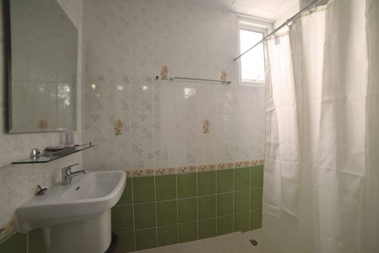 Gold Airport Suites