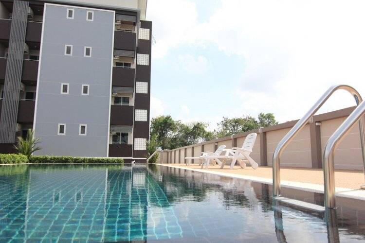 Gold Airport Suites