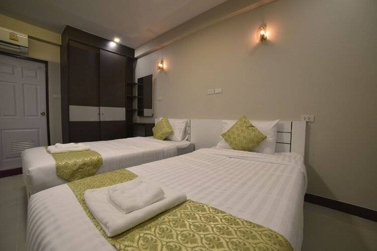 Gold Airport Suites
