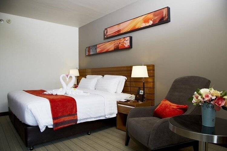 Maple Hotel
