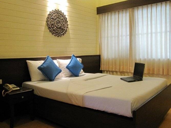 Rajata Hotel