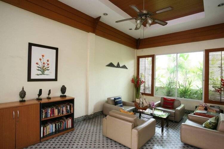 Rajata Hotel