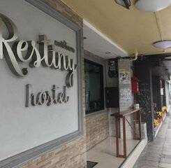 $item['hotel']['name']
