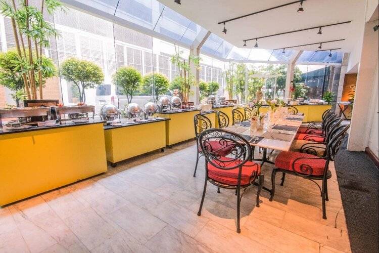 Tai Pan Hotel