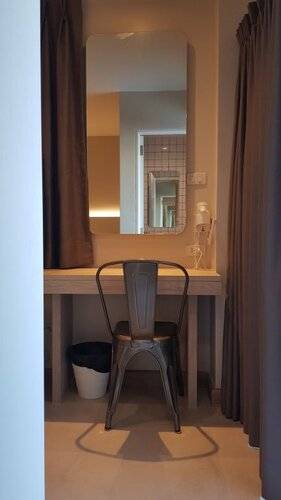 The Phoenix Hotel Bangkok