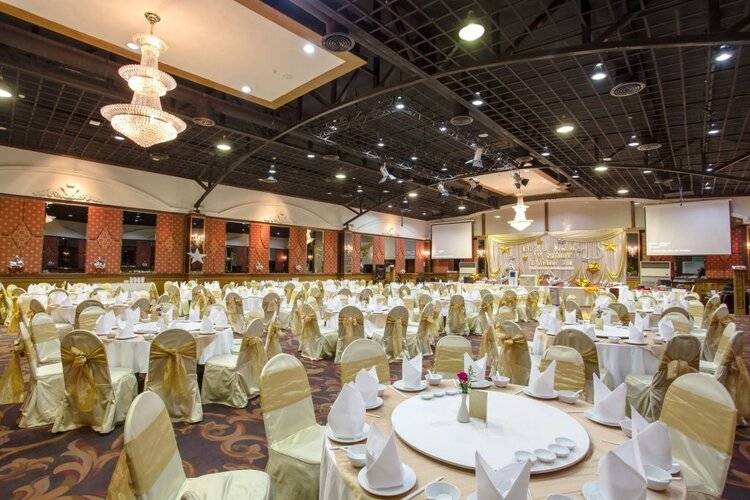 TK Palace Hotel & Convention