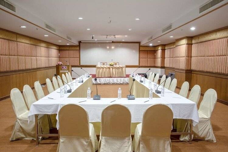 TK Palace Hotel & Convention
