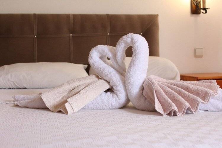 Mese Suites
