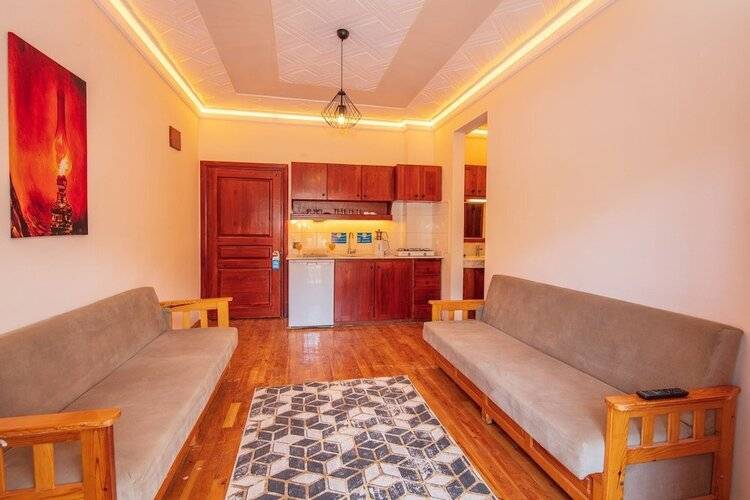 Mese Suites