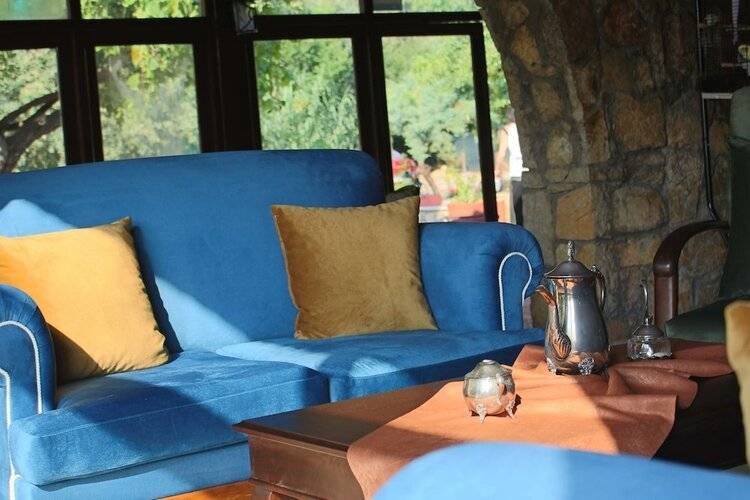 Mese Suites