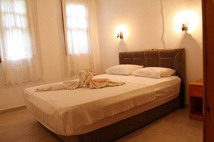 Mese Suites