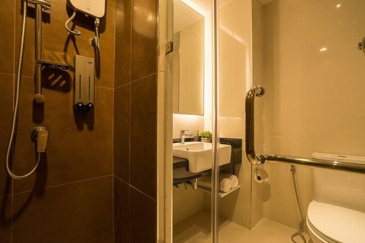 Aim House Bangkok Hotel