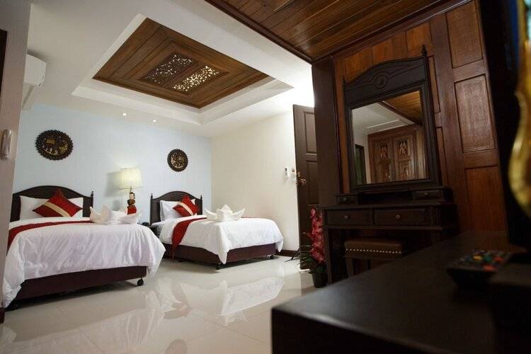 Chang Siam Inn
