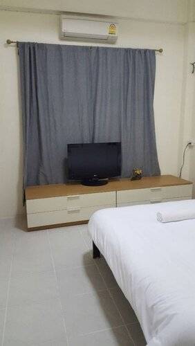 Asoke Montri Hostel