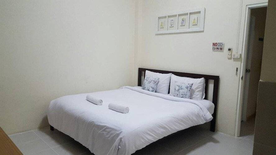 Asoke Montri Hostel