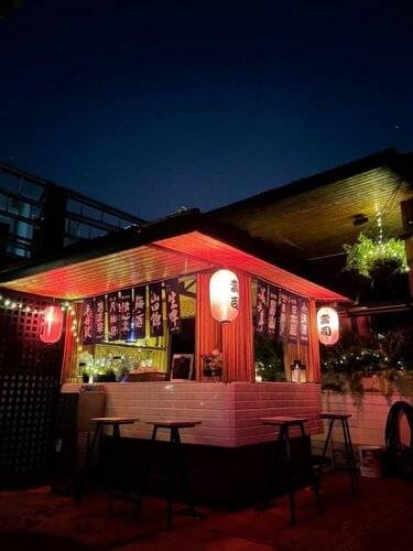 Blu Cabin Ari Stylish Gay Poshtel