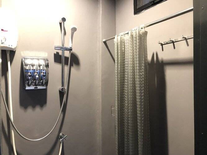 Castle Black Bangkok - Hostel