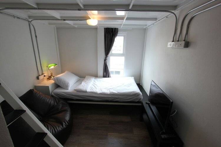 Diff Hostel
