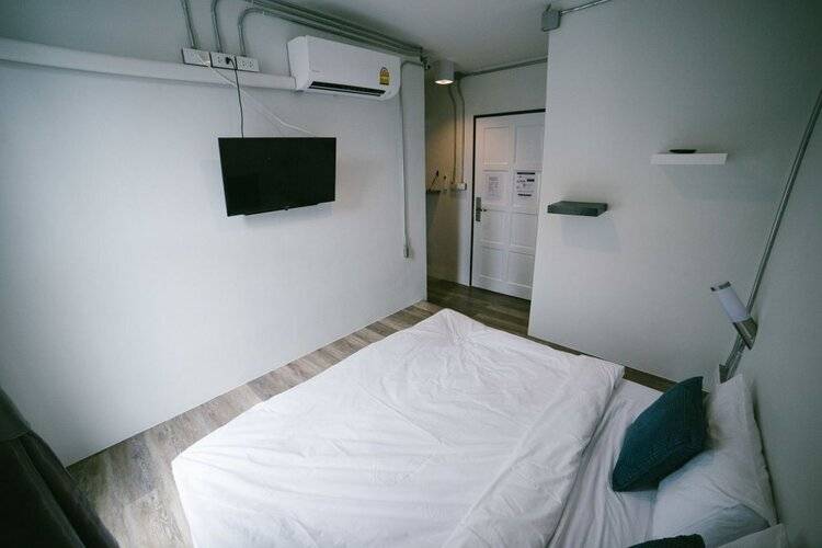 Diff Hostel