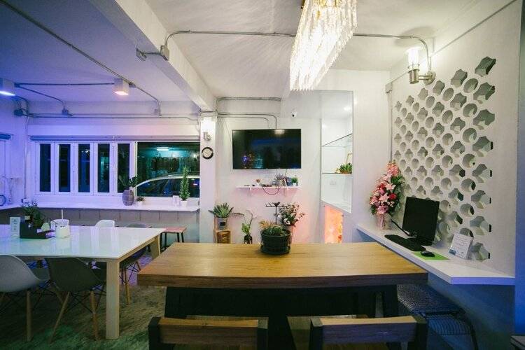 Diff Hostel