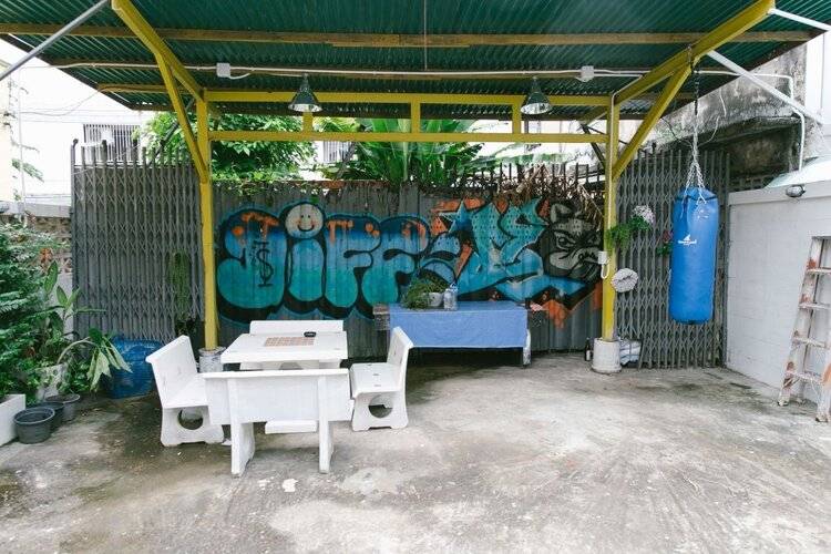 Diff Hostel