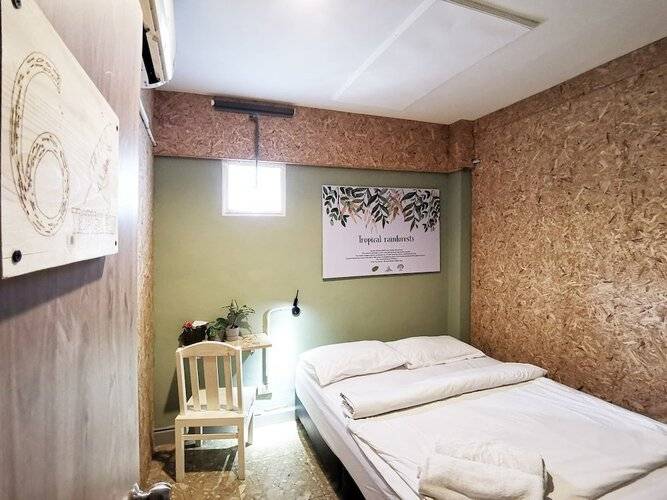 Foresttel Bkk - Hostel