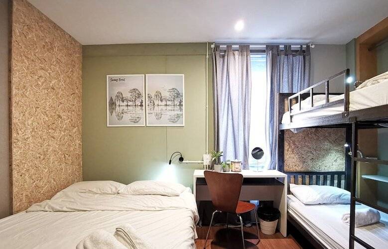 Foresttel Bkk - Hostel