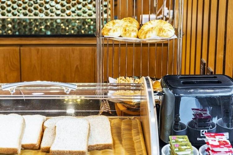 Grand Sala Thai