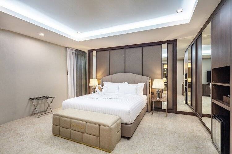 Grand Sala Thai