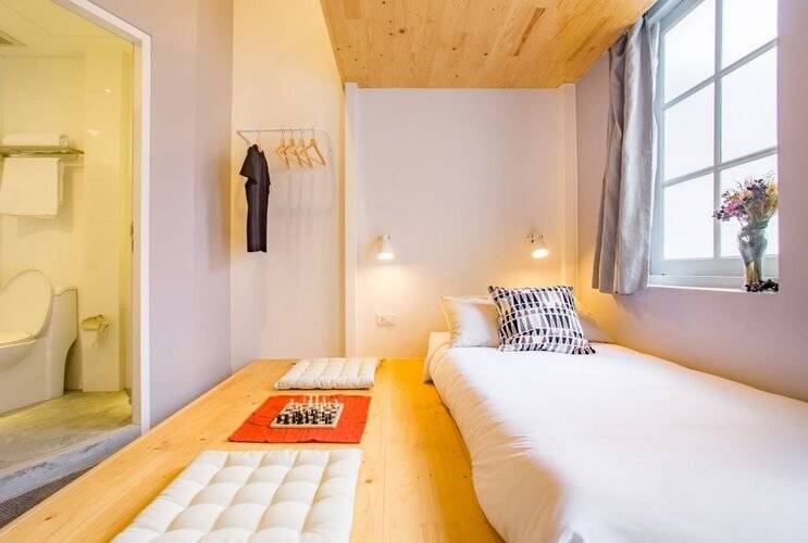 Nornyaowarat Hostel