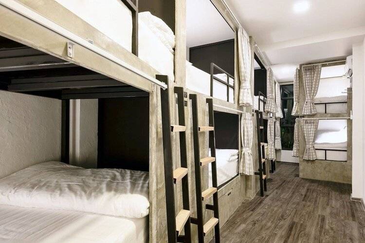 Red Door Heritage Hotel - Hostel
