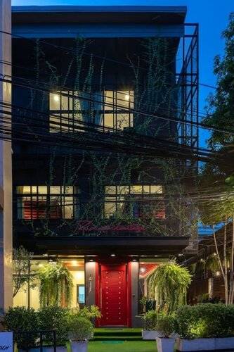Red Door Heritage Hotel - Hostel