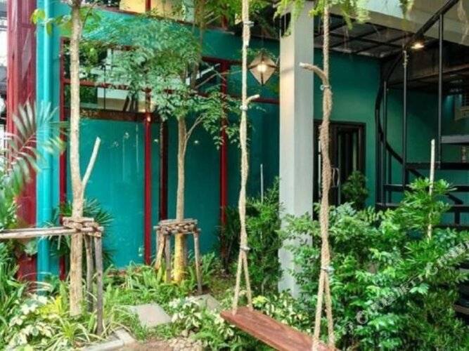 Red Door Heritage Hotel - Hostel