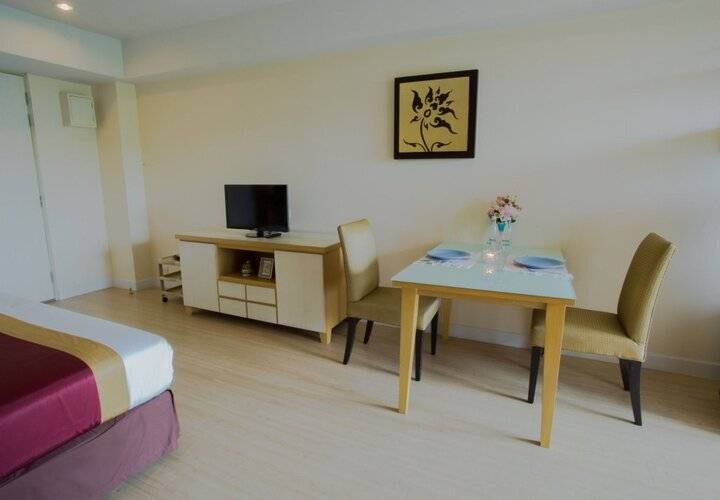 Sky Place Serviced Apartment