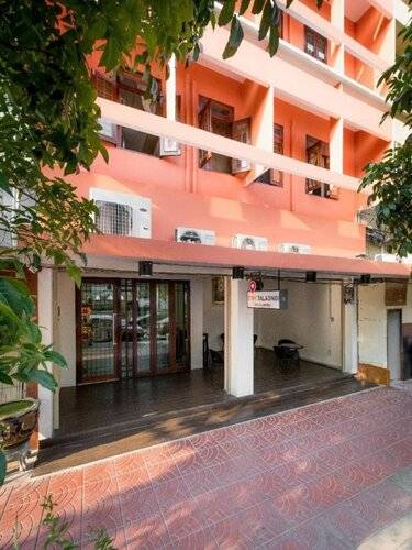 Tiny Taladnoi Hostel