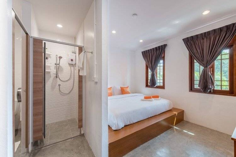 Tiny Taladnoi Hostel