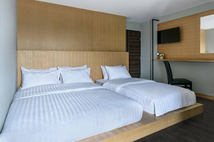 Travelier Hostel