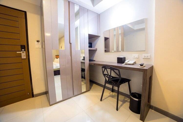 Cubic Pratunam