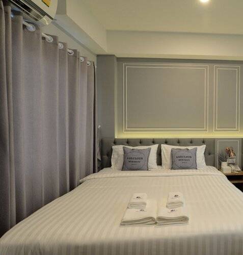 De Lavender Bangkok Hotel