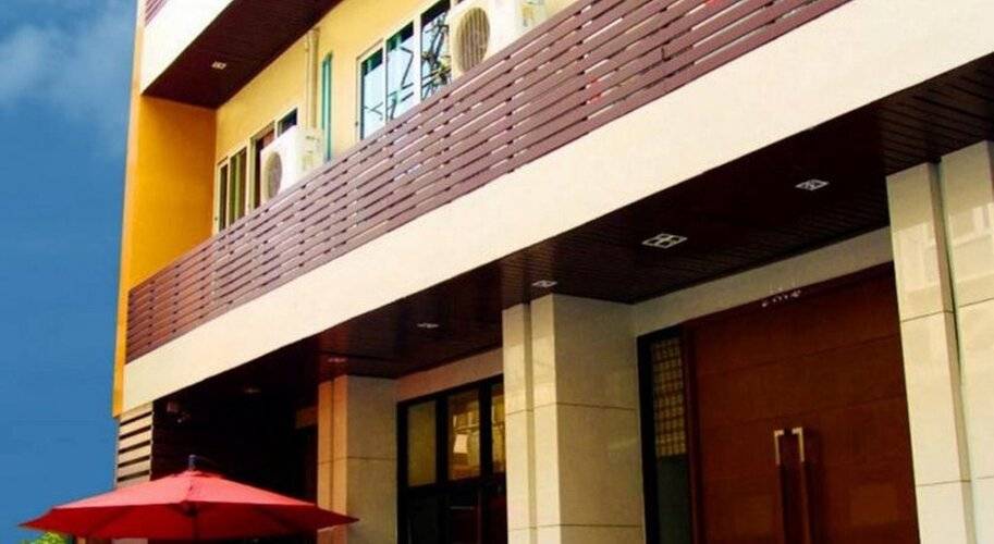 iCheck Inn Silom