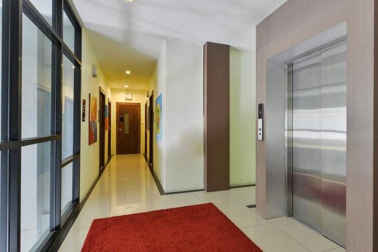 iCheck Inn Silom