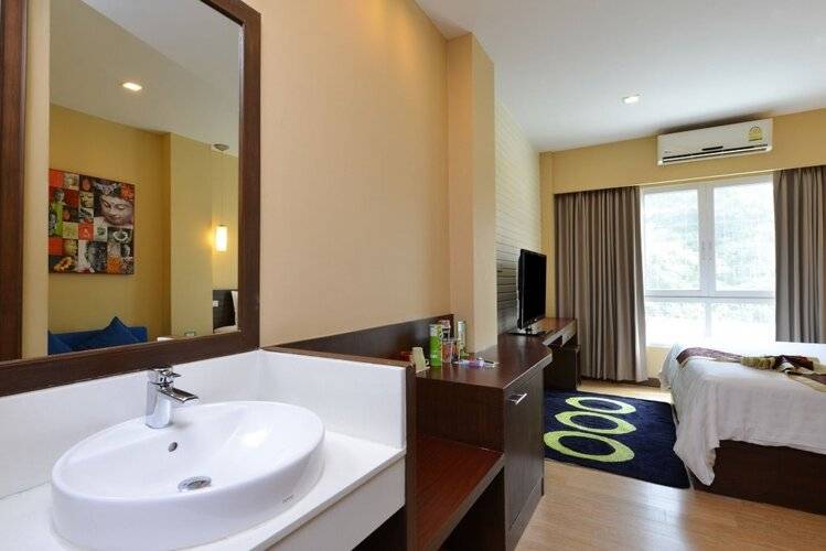 iCheck Inn Silom