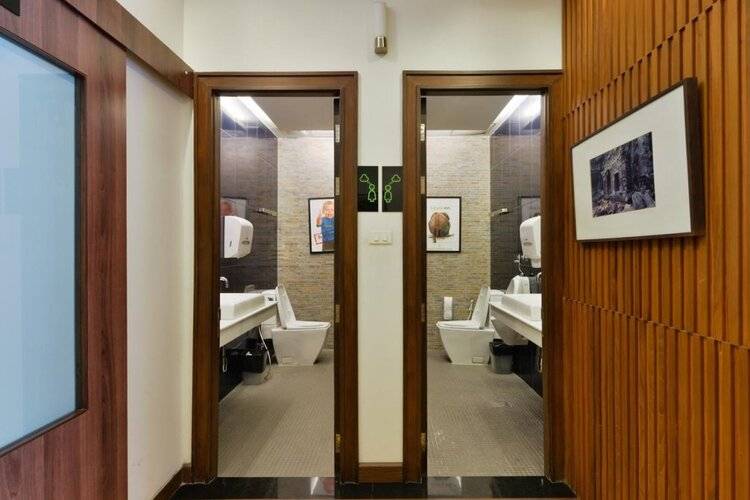 iCheck Inn Silom