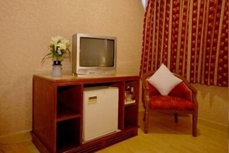 Silom Avenue Inn