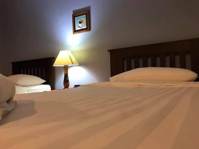 Mango Bedroom Inn