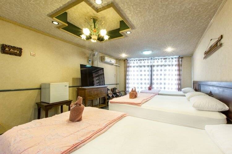 SK Boutique Maha Nakhon
