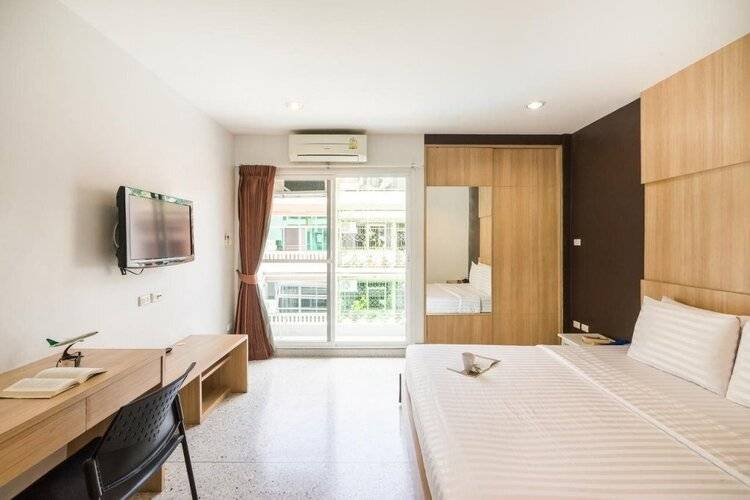 The Fifth Residence Hotel