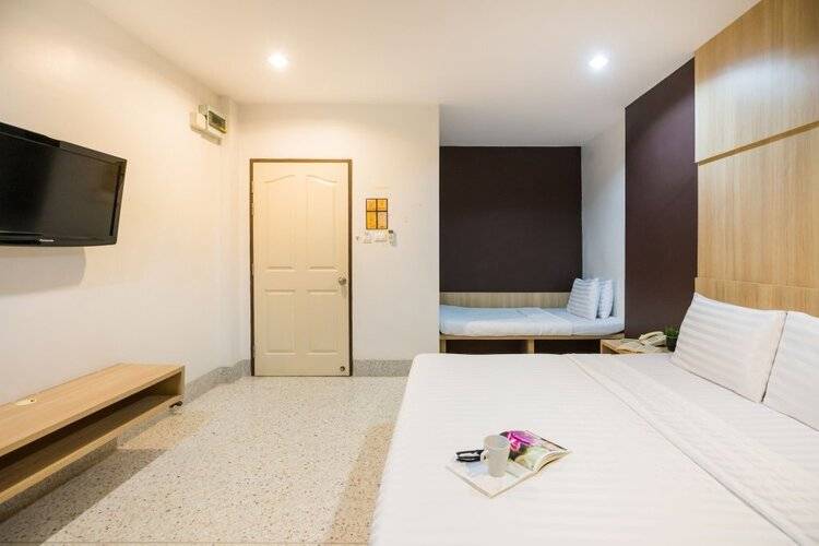 The Fifth Residence Hotel