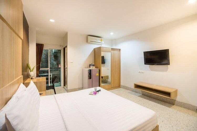 The Fifth Residence Hotel