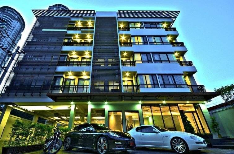 The Present Sathorn
